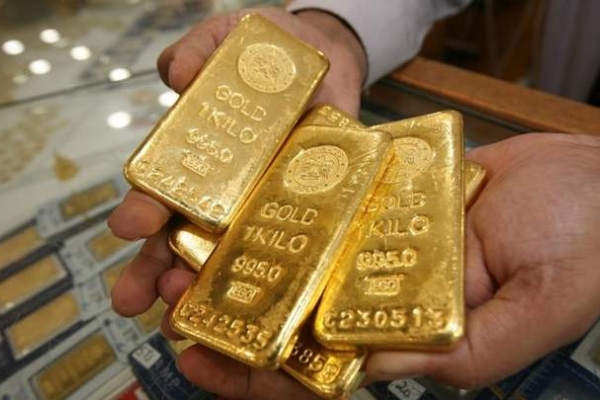 Các nhà đầu tư bán lẻ lạc quan về đà tăng của giá vàng