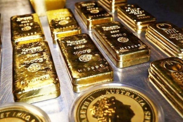 Giá vàng bật tăng cao do đồng đô la Mỹ suy yếu