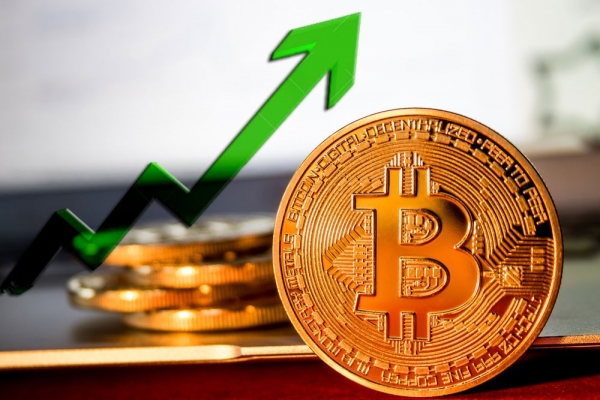 Bitcoin tăng 12% dù không còn nhiều người giao dịch