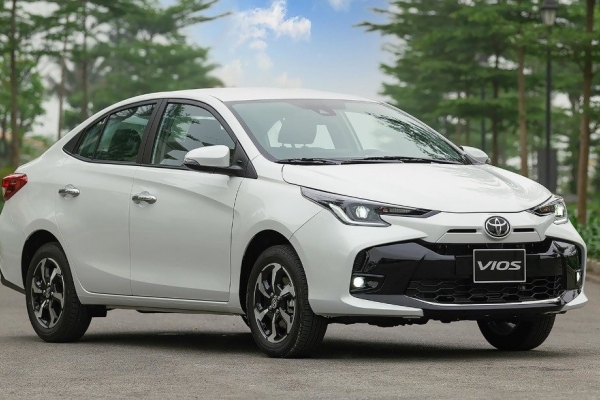 Bảng giá xe Toyota Vios mới nhất tháng 7/2023: Giá lăn bánh và thông số kĩ thuật kèm ưu đãi