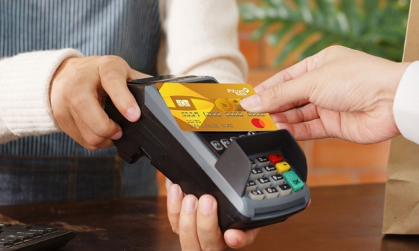 Nhiều ưu đãi cho chủ thẻ tín dụng PVcomBank nhân dịp 10 năm ra mắt thương hiệu
