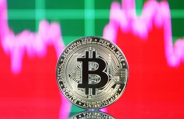 Bitcoin tiếp tục đà tăng, lần đầu tiên vượt qua mức 54.000 USD kể từ tháng 12/2021