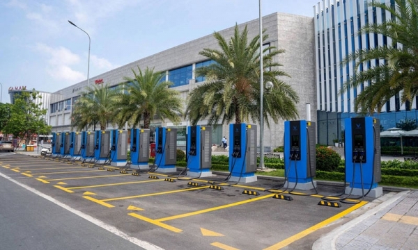 Nhà sáng lập VinFast thành lập công ty phát triển trạm sạc xe điện toàn cầu