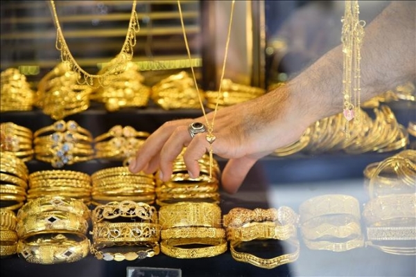 Giá vàng vẫn tăng chóng mặt, vàng nhẫn tròn trơn đắt kỷ lục