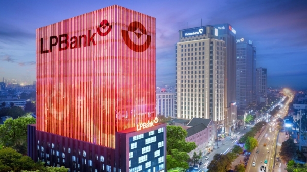 LPBank dự kiến chi gần 9.900 tỷ đồng sở hữu 5% cổ phần FPT