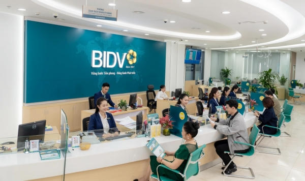 Điểm tin ngân hàng ngày 26/4: BIDV công bố kế hoạch tăng vốn gần 22.000 tỉ đồng