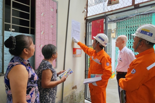 TP HCM: Tăng cường tuyên truyền giá điện cho người thuê nhà