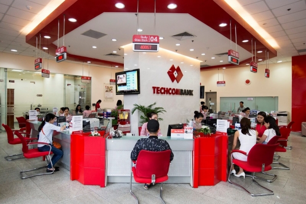 Tin tức ngân hàng nổi bật tuần qua: MB trình diễn Biz MBBank tại sự kiện chuyển đổi số