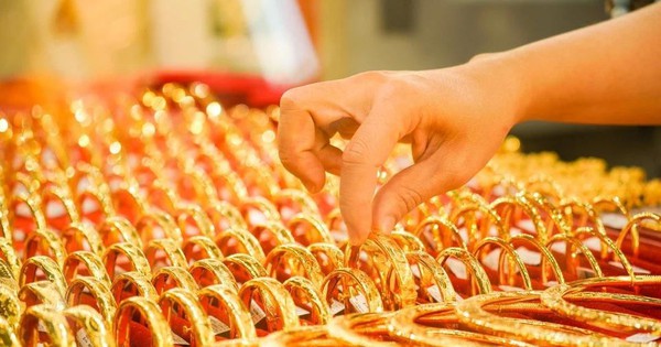 5 tháng đầu năm 2025, giá vàng tăng 35,37%