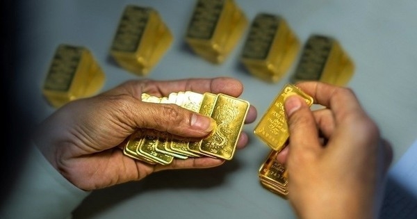 Giá vàng chính thức vượt 120 triệu đồng