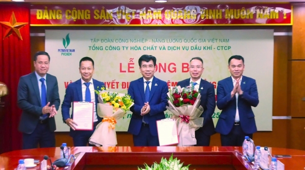 PVChem công bố và trao quyết định bổ nhiệm hai Phó Tổng Giám đốc