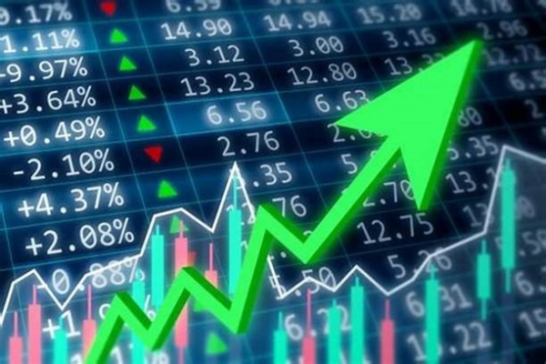 Tin nhanh chứng khoán ngày 28/7: VN Index lập đỉnh lịch sử, dòng tiền cuồn cuộn đổ vào thị trường