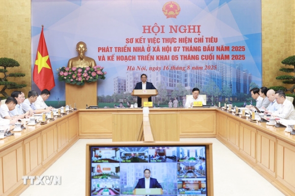 Thủ tướng: Quyết tâm hoàn thành 100.000 căn nhà ở xã hội trong năm 2025