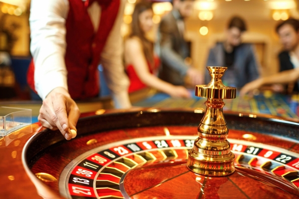 Bộ Tài chính khẩn trương hoàn thiện chính sách thuế bất động sản, vàng, casino