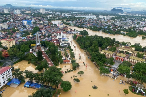 Mưa lớn gây ngập lụt diện rộng tại Thái Nguyên