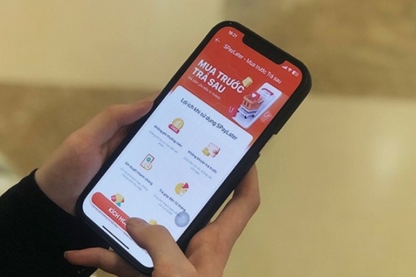 Người trẻ Việt và vòng xoáy “mua trước, trả sau”