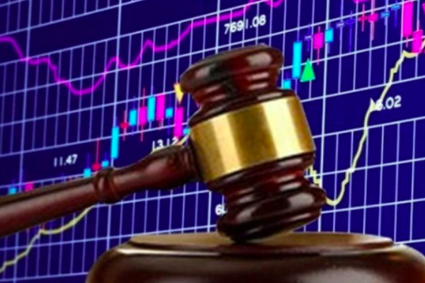 2 doanh nghiệp bất động sản bị Ủy ban Chứng khoán 'tuýt còi'