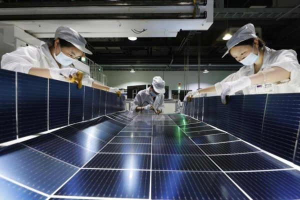 Các doanh nghiệp Trung Quốc đổ tiền vào công nghệ sạch