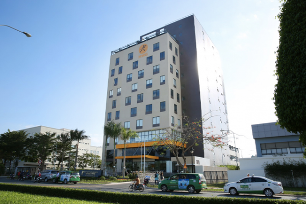 Thế Giới Di Động doanh thu 6 tháng đạt 73.655 tỷ đồng: Lộ kế hoạch đưa chuỗi bán lẻ lên sàn chứng khoán
