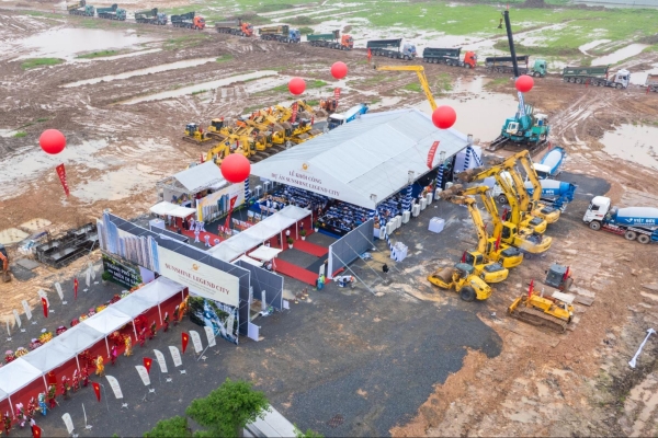 SCG đạt doanh thu kỷ lục, báo tin vui loạt dự án lớn trước thềm sáp nhập Sunshine Group