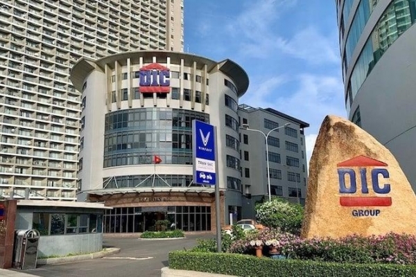 Lợi nhuận quý III/2025 tăng 17 lần, lãnh đạo cao cấp DIC Corp vẫn bán ra cổ phiếu