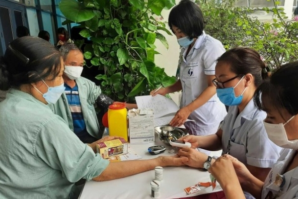 Mỗi người già Việt mắc ít nhất 3 bệnh, đặc biệt là bệnh mạn tính