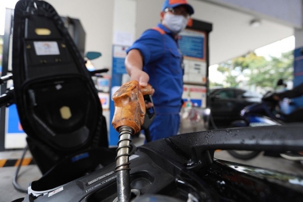 Ngày mai (21/9), giá xăng dầu có thể tiếp tục giảm mạnh