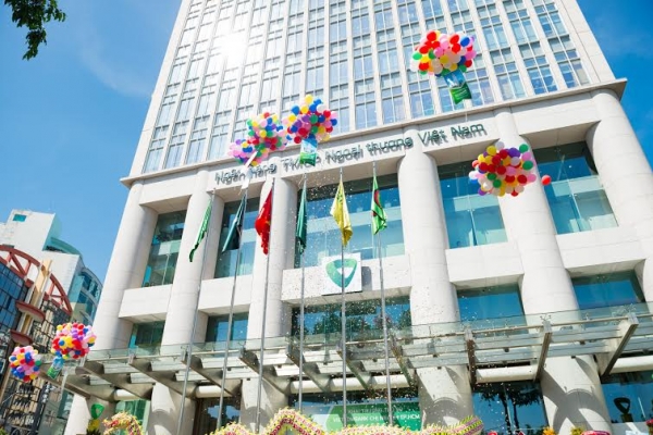 Ngân hàng Vietcombank: Tỷ lệ nợ xấu dưới 1%, vẫn còn hơn 157.000 tỷ đồng nghĩa vụ nợ tiềm ẩn