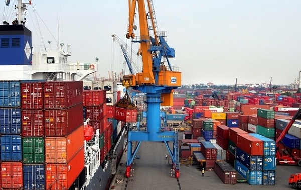 Dự báo những tháng tới, hoạt động xuất nhập khẩu gặp nhiều thách thức