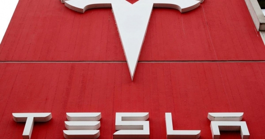 Tesla tạm dừng cài đặt bản beta Full Self-Driver do ‘nguy cơ va chạm’