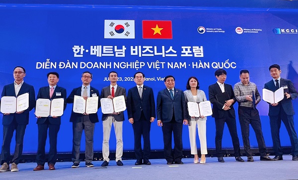 Doanh nghiệp Việt - Hàn ký hơn 100 ghi nhớ hợp tác