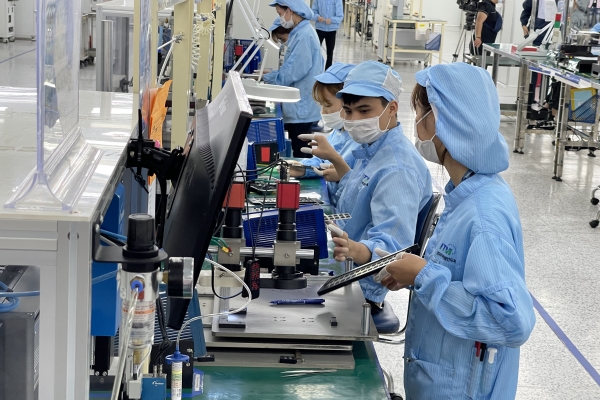 Sản xuất công nghiệp Việt Nam tăng tháng thứ 4 liên tiếp
