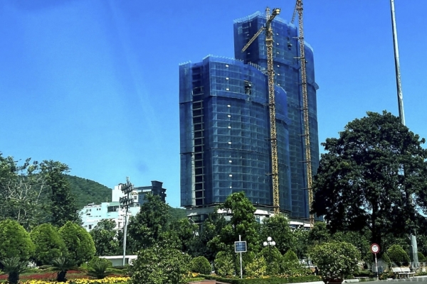 Tin bất động sản ngày 23/2: Chủ đầu tư dự án Tower Quy Nhơn bị xử phạt 500 triệu đồng