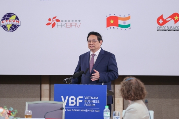 Thủ tướng: Việt Nam cam kết '3 bảo đảm', đẩy mạnh '3 đột phá' với nhà đầu tư