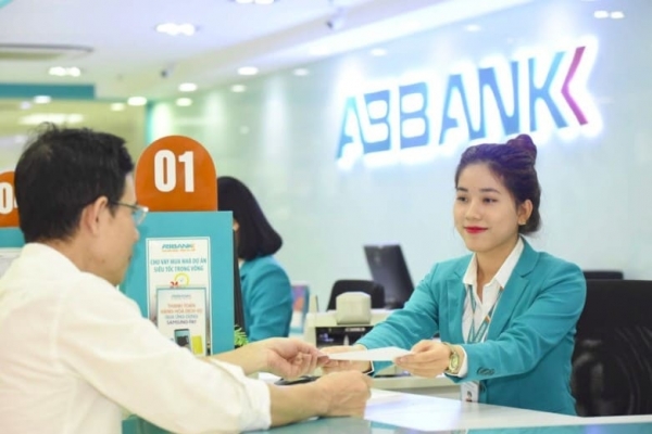 Điểm tin ngân hàng ngày 23/7: ABBank tăng lãi suất tiết kiệm lên mức cao nhất hệ thống