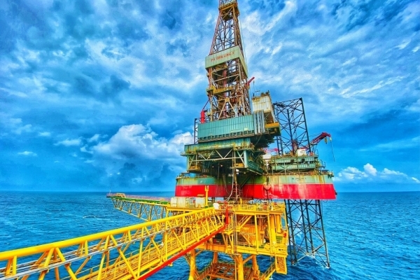 Giá dầu hôm nay (1/10): WTI tăng, Brent giảm trong phiên