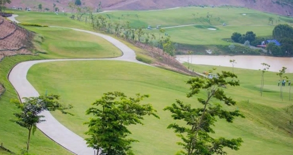 Điểm tin xây dựng - bất động sản ngày 22/11: Thanh tra toàn diện dự án sân golf và nghỉ dưỡng ở Bắc Giang