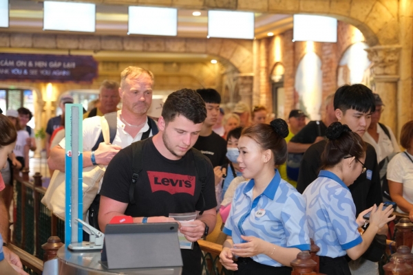Phú Quốc đón đầu dòng khách quốc tế: Tín hiệu vàng của ngành du lịch
