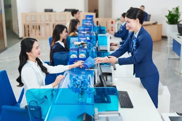 Nhiều ngân hàng quy mô nhỏ sớm cán đích lợi nhuận cả năm