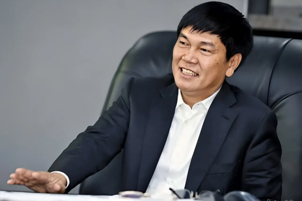 Gánh gần 90.000 tỷ nợ vay, Hòa Phát (HPG) vẫn đặt mục tiêu doanh thu cao kỷ lục trong năm 2025