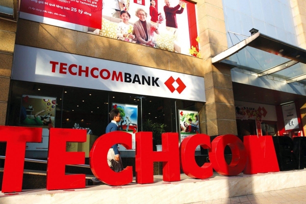Techcombank (TCB) hút 14.500 tỷ đồng trái phiếu trong tháng 6, chuẩn bị phát hành cổ phiếu ESOP