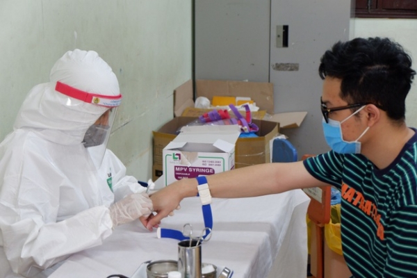 Việt Nam thêm 12 ca mắc COVID-19 ở Đà Nẵng, nâng tổng số lên 558 ca bệnh