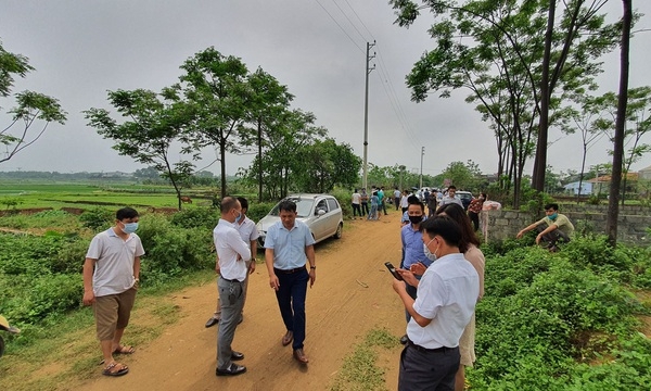 Nhà đầu tư tìm gom đất, chờ cơ hội tăng giá sau dịch