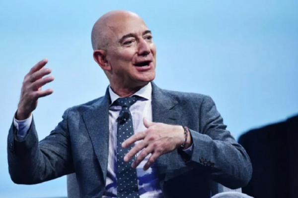 Jeff Bezos dẫn đầu danh sách 'người giàu nhất nước Mỹ' 3 năm liên tiếp