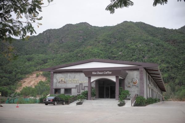 Khánh Hòa chuẩn bị phá dỡ 7 cửa hàng xây trái phép dọc đại lộ Nguyễn Tất Thành
