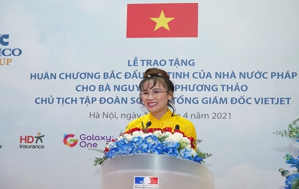 ADam Phương Thảo - nữ doanh nhân Việt đầu tiên nhận Bắc đẩu bội tinh - huân chương cao quý của Pháp