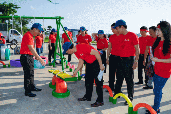 Bình Thuận ra quân hưởng ứng chiến dịch Hãy làm sạch biển