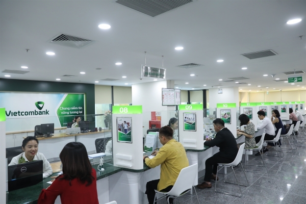 Vietcombank lần thứ 2 liên tiếp đạt quán quân về lợi nhuận doanh nghiệp niêm yết