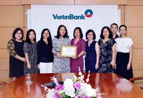 VietinBank tiếp tục nhận giải “Ngân hàng phát hành tốt nhất...”