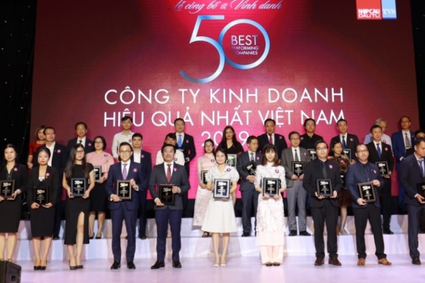 Vinamik 9 năm liên tiếp lọt top '50 Công ty kinh doanh hiệu quả nhất Việt Nam'